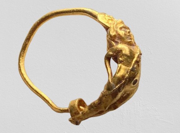 Ancient Greek, Hellenistic Gold Stunning Eros Earring.A fascinating example of the most spectacular period for the ancient jewellery