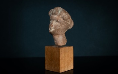 Ancient Greek, Hellenistic Kyria head made of terracotta on stand 3rd century BC Hellenistic Antiquity Europe Head - 10.5 cm
