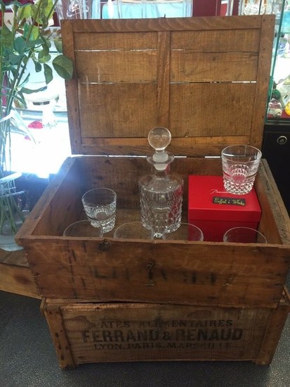 BACCARAT - Wood Box & Whiskey Set Cristal Baccarat. (1) - Crystal