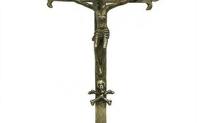 Bronze crucifix with base in carved carrara marble (1) - Bronze, Marble - First half 18th century
