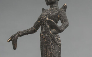 Bronze figurine "Dancer" 19th century. India. Bronze. 10.7 cm