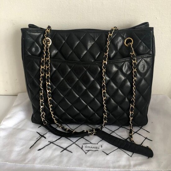 Chanel - soft quilted lamb leather Tote / shopper bag