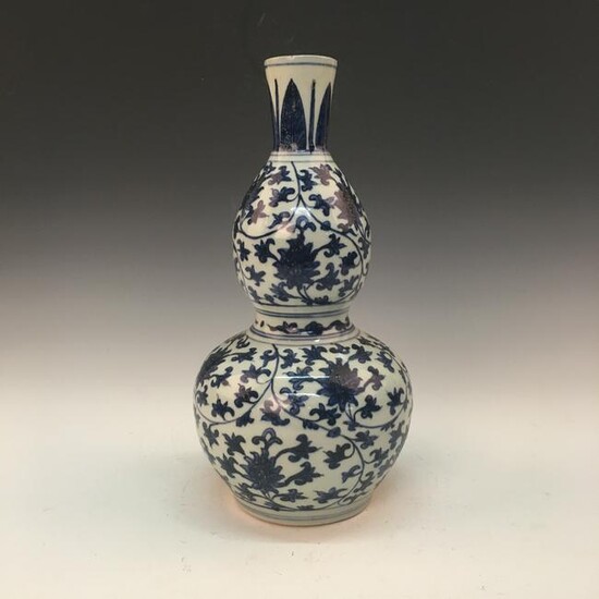 Chinese Blue-White Double Goured 'Lotus' Bottle Vase