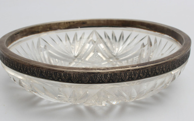 Crystal bowl with silver finish Kristāls, sudrabs, 875.prove. Augstums 5.5 cm, diametrs 21 cm