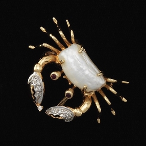 Gold, Baroque Pearl, Diamond and Ruby Crab Pin Brooch/Pendant