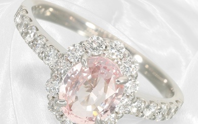 Highly refined brilliant-cut diamond gold ring with rare Padparadscha sapphire 'No Heat', incl. AIGS Report from 2022
