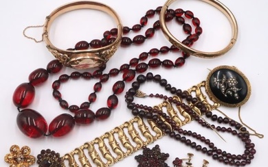 JEWELRY. Assorted Antique Gold-Filled and Beaded