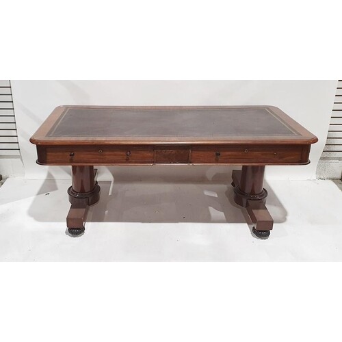 Late 19th/early 20th century large mahogany desk with leathe...