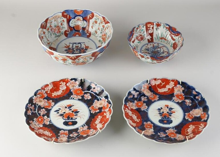 Lot Japanese Imari porcelain (4x)