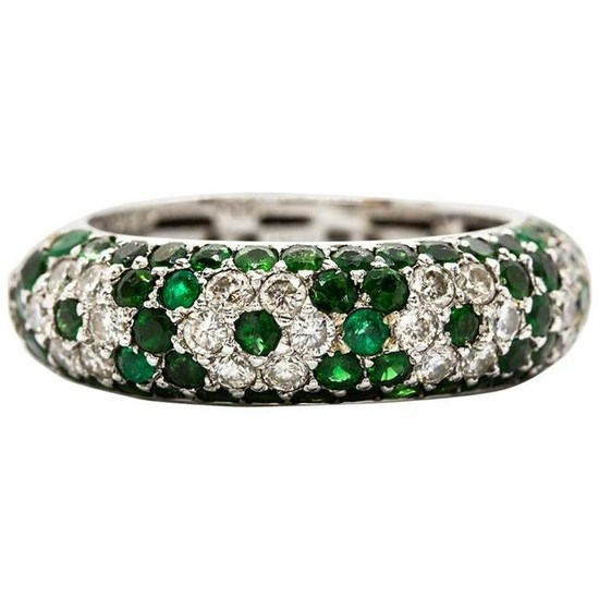 Modern 18 Karat Gold Diamonds and Emeralds Ring
