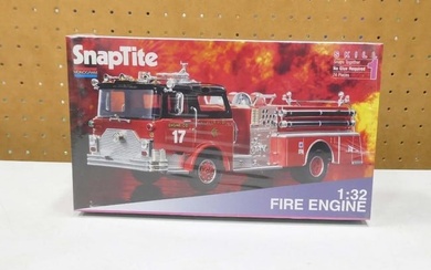 Monogram SnapTite Fire Engine 1:32 Scale Model Kit New and Sealed