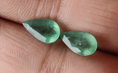 Natural Emerald Pear Pair Faceted Cut 5.15 Carats Gemstone