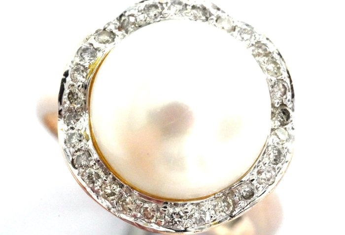 ''No Reserve Price'' - 14 kt. Yellow gold - Ring - 0.17 ct Akoya Pearl - Diamonds
