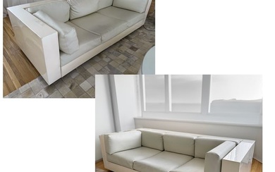 Pair Lella & Massimo Vignelli 'Saratoga' sofas