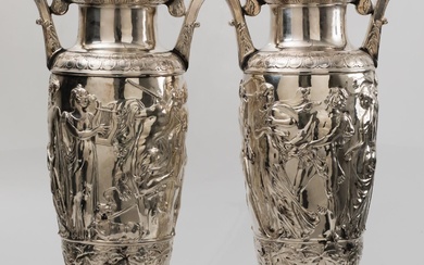 Pair of silver metal urns of Neoclassical taste, France, 19th - 20th centuries