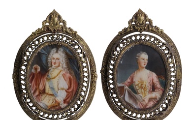 Paire de portraits miniatures Louis XV et Marquise de Pompadour Miniatures ovales sur os sous...
