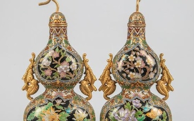 Pairs of Chinese Cloisonne Gourd Vase