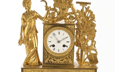 Pendule à personnages, "Allégorie de l'été", France, vers 1860, bronze doré, large socle avec représentation...