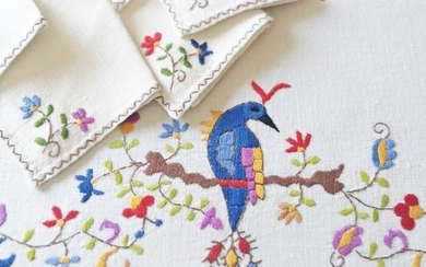Pure linen tablecloth with 6 matching napkins, hand embroidered - 110 x 110 cm (7) - Linen - First half 20th century