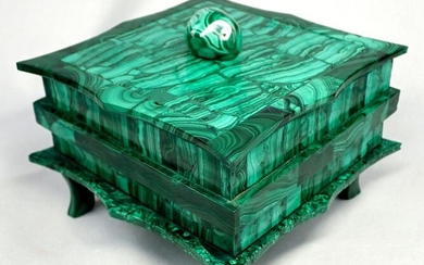 Rare Very Decorative Malachite Jewelery box - 160×160×120 mm - 2216 g
