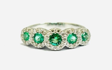 Ring - 18 kt. White gold - 1.50 tw. Emerald - Diamond