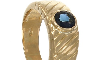 Ring - 18 kt. Yellow gold - 0.75 tw. Sapphire