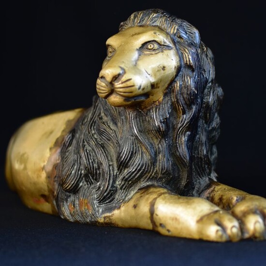Sculpture, lion - 43 cm long
