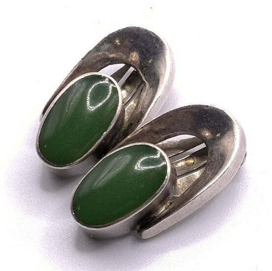 Vintage STERLING SILVER Green Stone Earrings