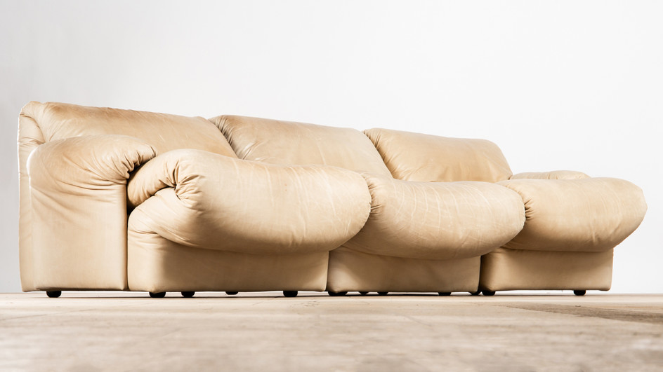 Wittmann, sofa / lounge sofa / three-seater, model 'Gioconda', leather, 1970s (3)